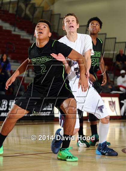 Thumbnail 2 in Foss vs La Quinta (MaxPreps Holiday Classic) photogallery.