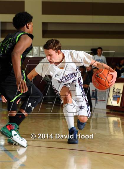 Thumbnail 2 in Foss vs La Quinta (MaxPreps Holiday Classic) photogallery.