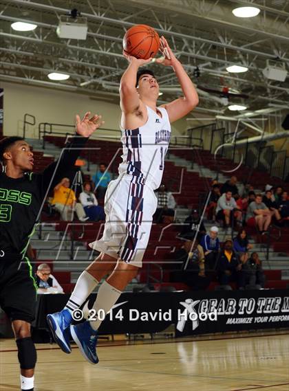 Thumbnail 3 in Foss vs La Quinta (MaxPreps Holiday Classic) photogallery.