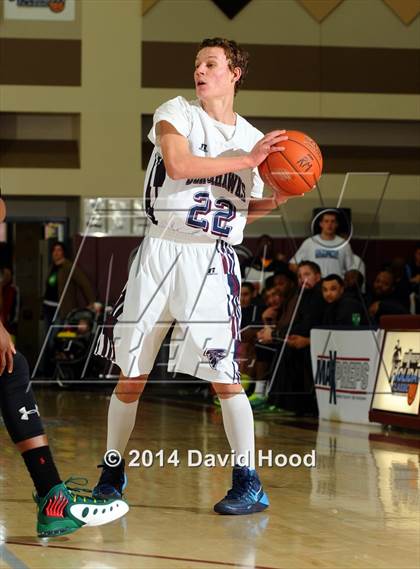 Thumbnail 1 in Foss vs La Quinta (MaxPreps Holiday Classic) photogallery.