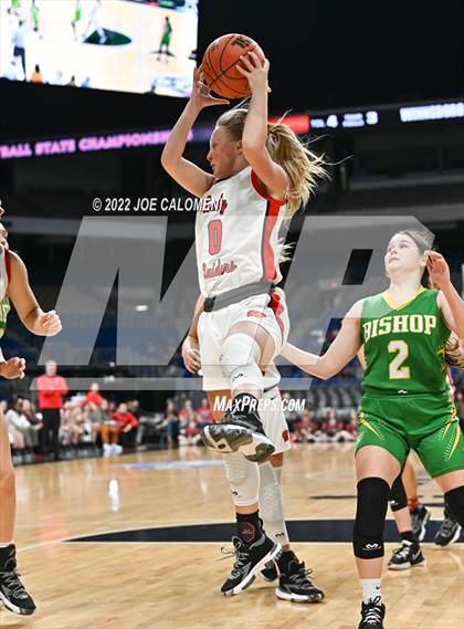 Thumbnail 1 in Winnsboro vs Bishop (UIL State Semifinal) photogallery.