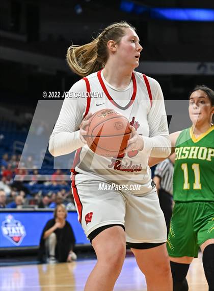 Thumbnail 1 in Winnsboro vs Bishop (UIL State Semifinal) photogallery.