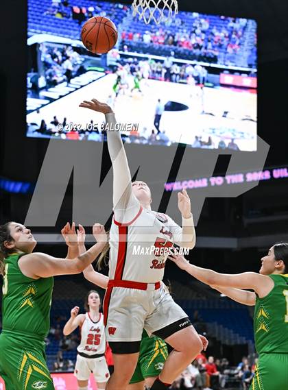 Thumbnail 1 in Winnsboro vs Bishop (UIL State Semifinal) photogallery.