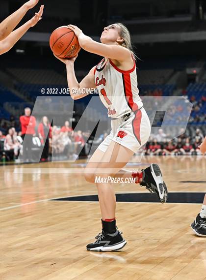 Thumbnail 2 in Winnsboro vs Bishop (UIL State Semifinal) photogallery.