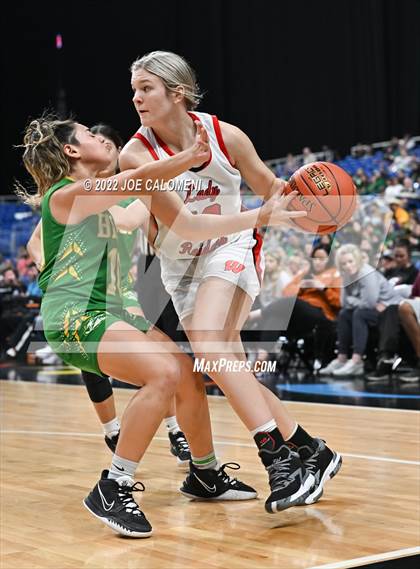 Thumbnail 1 in Winnsboro vs Bishop (UIL State Semifinal) photogallery.