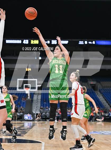 Thumbnail 3 in Winnsboro vs Bishop (UIL State Semifinal) photogallery.
