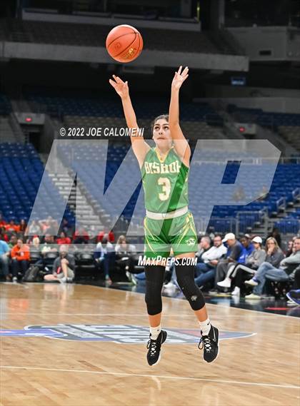 Thumbnail 2 in Winnsboro vs Bishop (UIL State Semifinal) photogallery.