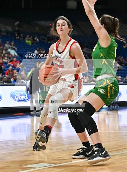 Thumbnail 3 in Winnsboro vs Bishop (UIL State Semifinal) photogallery.