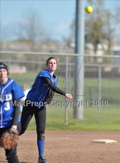 Thumbnail 1 in McQueen vs. Clayton Valley (Victory Pre-Season Tournament) photogallery.