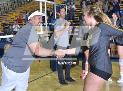 Thumbnail 1 in Bishop O'Dowd vs. Temecula Valley (CIF State D1 Final) photogallery.