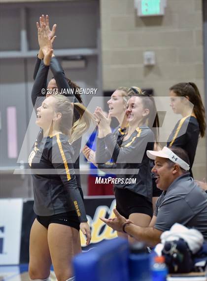 Thumbnail 1 in Bishop O'Dowd vs. Temecula Valley (CIF State D1 Final) photogallery.