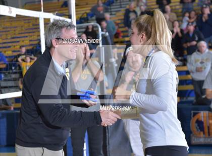 Thumbnail 2 in Bishop O'Dowd vs. Temecula Valley (CIF State D1 Final) photogallery.