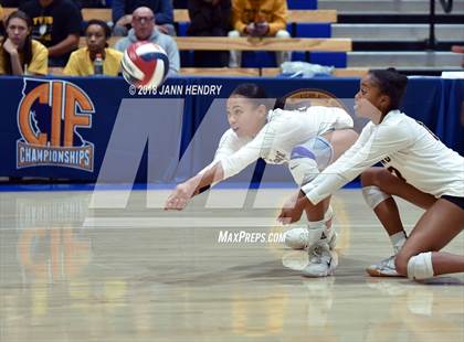 Thumbnail 2 in Bishop O'Dowd vs. Temecula Valley (CIF State D1 Final) photogallery.