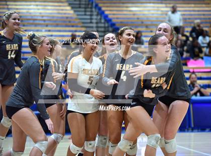 Thumbnail 2 in Bishop O'Dowd vs. Temecula Valley (CIF State D1 Final) photogallery.