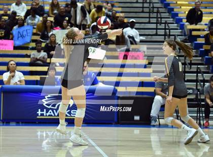 Thumbnail 3 in Bishop O'Dowd vs. Temecula Valley (CIF State D1 Final) photogallery.