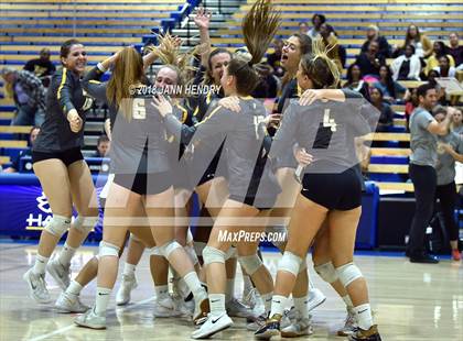 Thumbnail 3 in Bishop O'Dowd vs. Temecula Valley (CIF State D1 Final) photogallery.