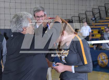 Thumbnail 1 in Bishop O'Dowd vs. Temecula Valley (CIF State D1 Final) photogallery.