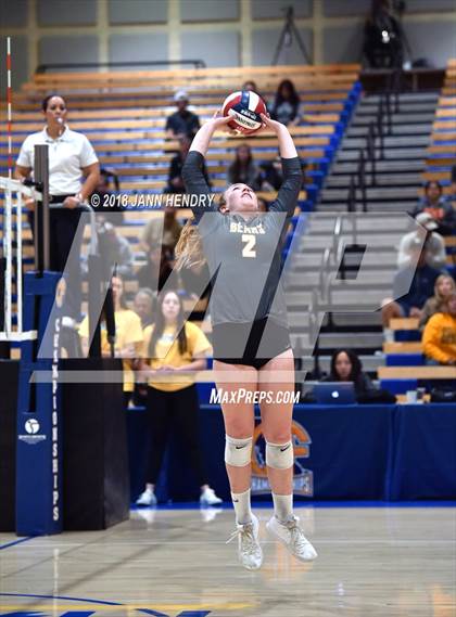 Thumbnail 1 in Bishop O'Dowd vs. Temecula Valley (CIF State D1 Final) photogallery.