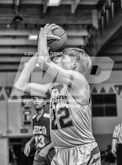 Thumbnail 3 in Chico @ Red Bluff photogallery.