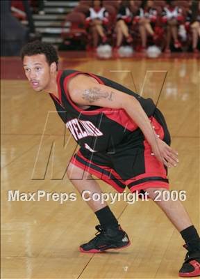 Thumbnail 1 in Cleveland vs. San Pedro (LA City Invitational Division) photogallery.
