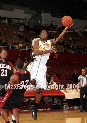 Thumbnail 3 in Cleveland vs. San Pedro (LA City Invitational Division) photogallery.