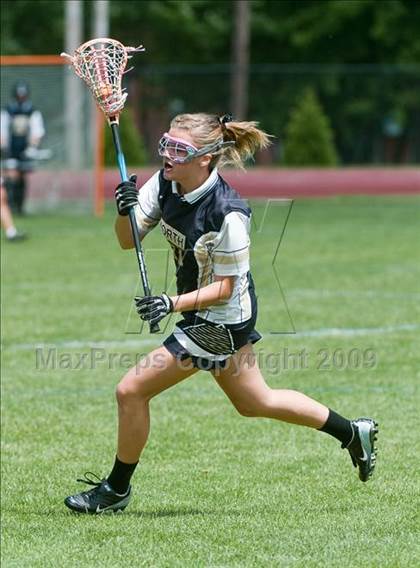 Thumbnail 2 in North Kingstown vs. Barrington (RIIL D1 Final) photogallery.