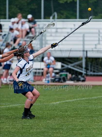 Thumbnail 1 in North Kingstown vs. Barrington (RIIL D1 Final) photogallery.