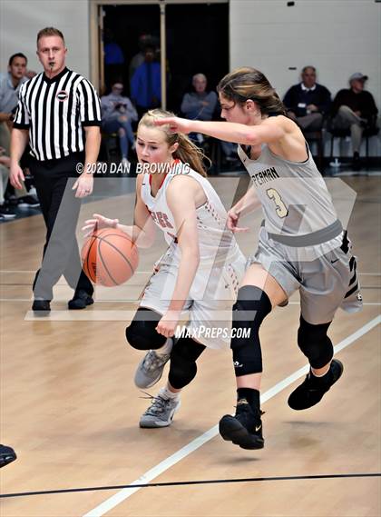Thumbnail 3 in Upperman vs Meigs Co. (Ladies Classic) photogallery.