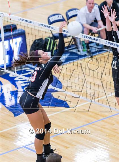 Thumbnail 3 in Bishop Kenny vs. Bishop Moore (Berkeley Premier) photogallery.