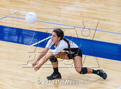 Thumbnail 2 in Bishop Kenny vs. Bishop Moore (Berkeley Premier) photogallery.