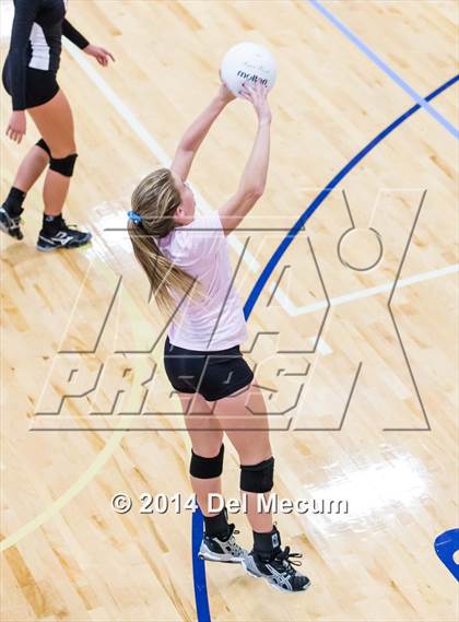 Thumbnail 3 in Bishop Kenny vs. Bishop Moore (Berkeley Premier) photogallery.