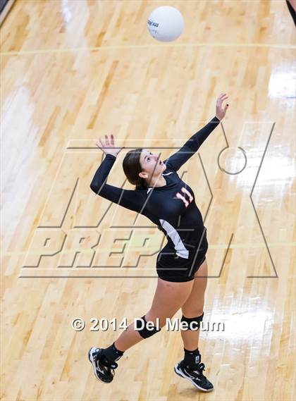 Thumbnail 3 in Bishop Kenny vs. Bishop Moore (Berkeley Premier) photogallery.