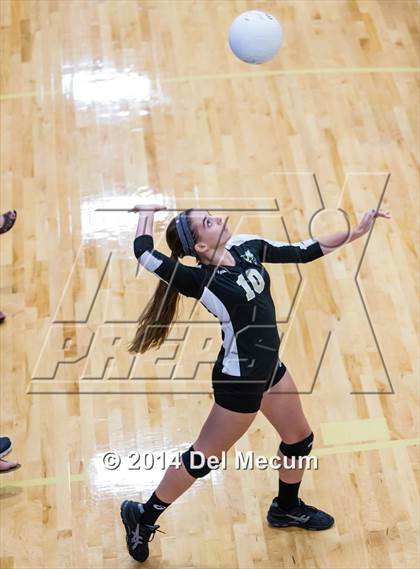 Thumbnail 1 in Bishop Kenny vs. Bishop Moore (Berkeley Premier) photogallery.