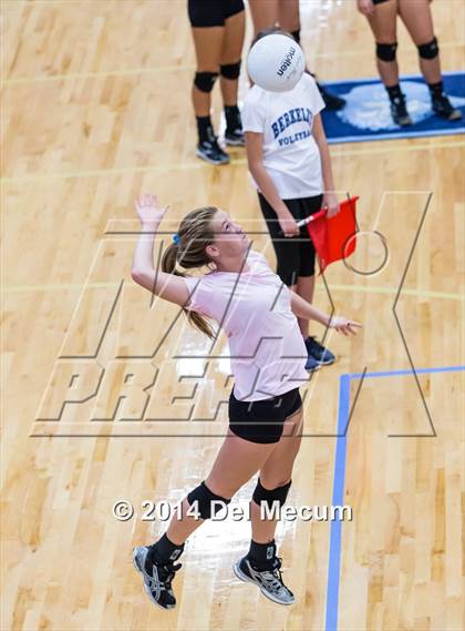 Thumbnail 2 in Bishop Kenny vs. Bishop Moore (Berkeley Premier) photogallery.