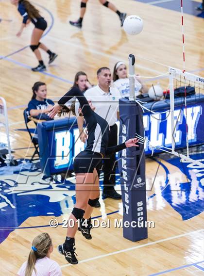 Thumbnail 2 in Bishop Kenny vs. Bishop Moore (Berkeley Premier) photogallery.