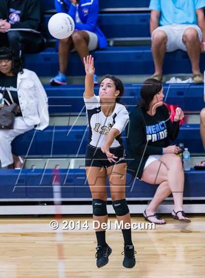 Thumbnail 2 in Bishop Kenny vs. Bishop Moore (Berkeley Premier) photogallery.