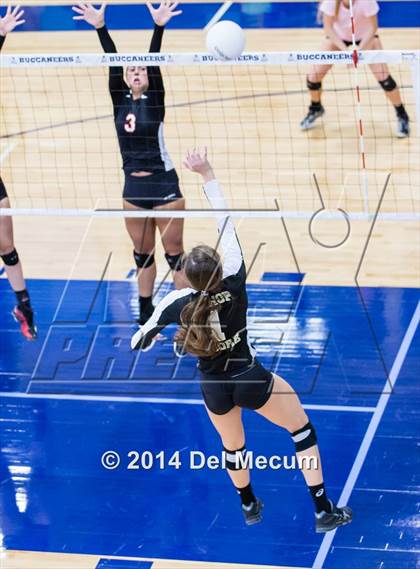Thumbnail 1 in Bishop Kenny vs. Bishop Moore (Berkeley Premier) photogallery.
