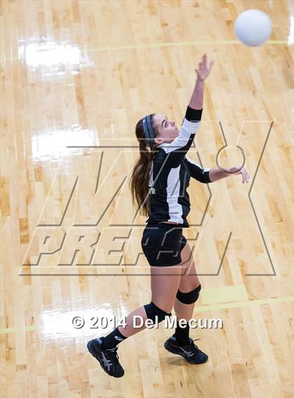 Thumbnail 3 in Bishop Kenny vs. Bishop Moore (Berkeley Premier) photogallery.