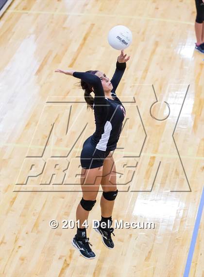 Thumbnail 3 in Bishop Kenny vs. Bishop Moore (Berkeley Premier) photogallery.