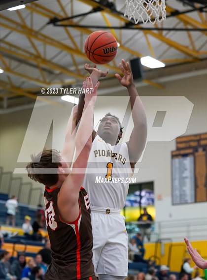 Thumbnail 2 in Columbus East @ Mooresville photogallery.