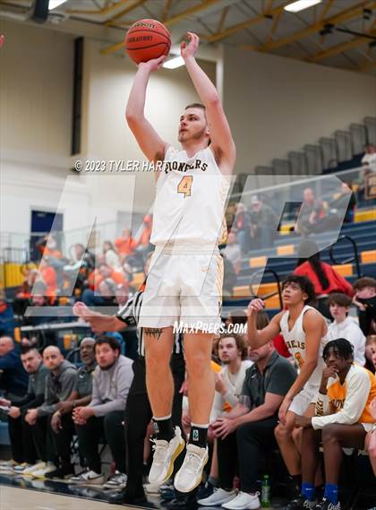 Thumbnail 2 in Columbus East @ Mooresville photogallery.
