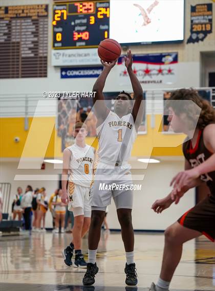 Thumbnail 2 in Columbus East @ Mooresville photogallery.