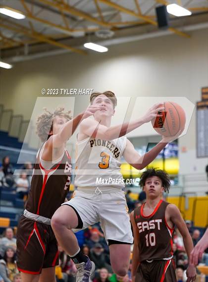Thumbnail 3 in Columbus East @ Mooresville photogallery.