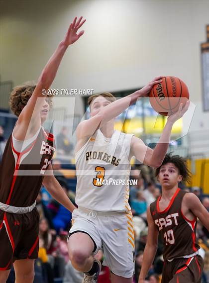 Thumbnail 1 in Columbus East @ Mooresville photogallery.