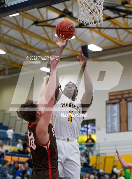 Thumbnail 3 in Columbus East @ Mooresville photogallery.