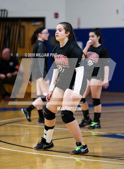Thumbnail 1 in Mount Academy vs Tuxedo (Section 9 Class D Final) photogallery.