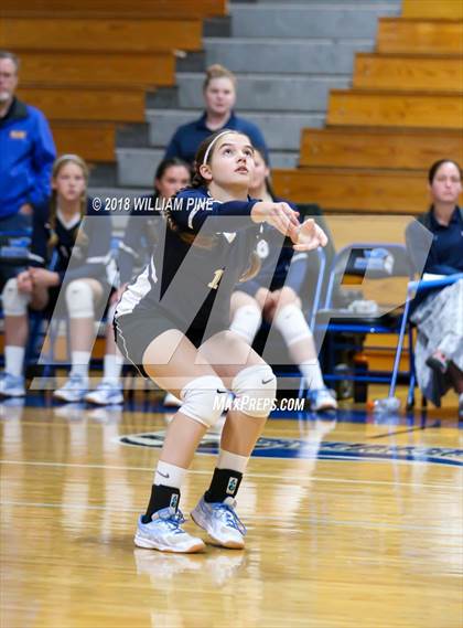 Thumbnail 3 in Mount Academy vs Tuxedo (Section 9 Class D Final) photogallery.