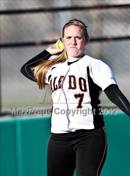 Thumbnail 3 in Aledo vs. Lake Dallas (Aledo/Springtown/Azle Tournament) photogallery.