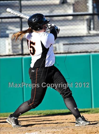 Thumbnail 2 in Aledo vs. Lake Dallas (Aledo/Springtown/Azle Tournament) photogallery.