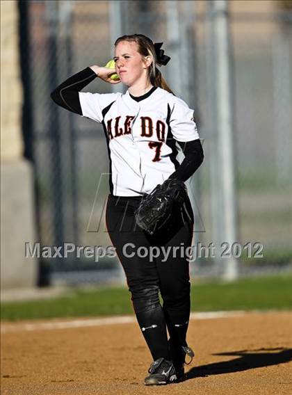 Thumbnail 2 in Aledo vs. Lake Dallas (Aledo/Springtown/Azle Tournament) photogallery.